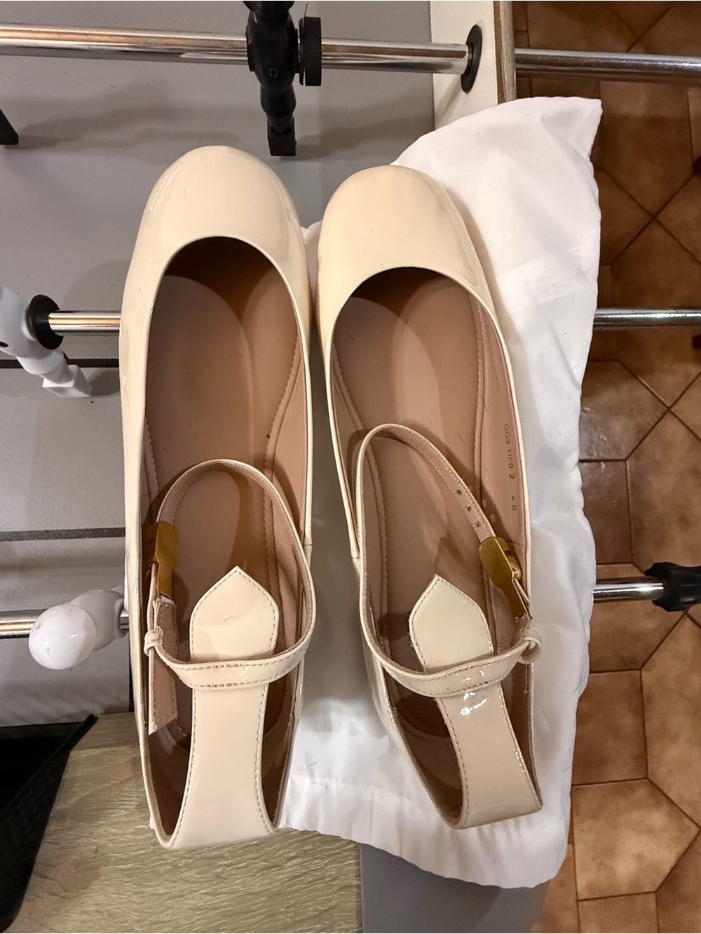 Valentino flats - Picture 2 of 8